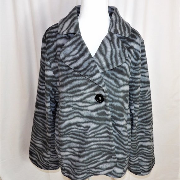Susan Graver Soft&Warm Animal Print Fleece Jacket - Picture 1 of 8